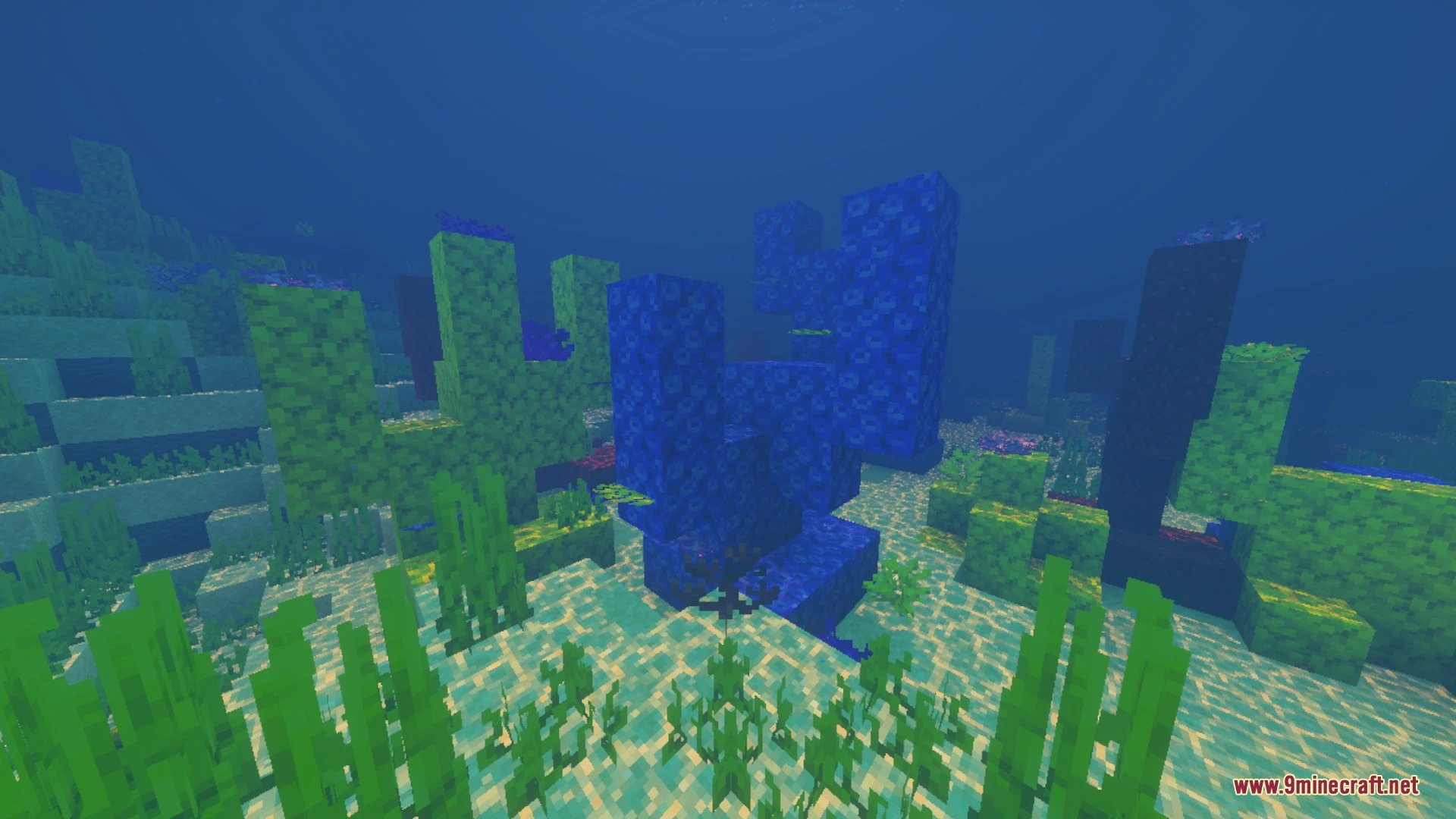 Newb X Supplementary Shader (26.x) – Realistic Water Foam and Glowing Ores — screenshot 4