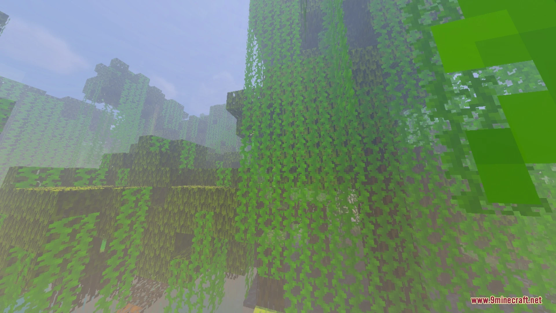 Evermist Shader (26.x, 1.21) – Realistic Clouds and Crystal Clear Water Screenshot 4